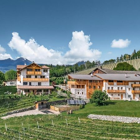 Trinnerhof- Hof Chalets Und Obsthof Mit Zimmer Natz-Schabs Exterior photo