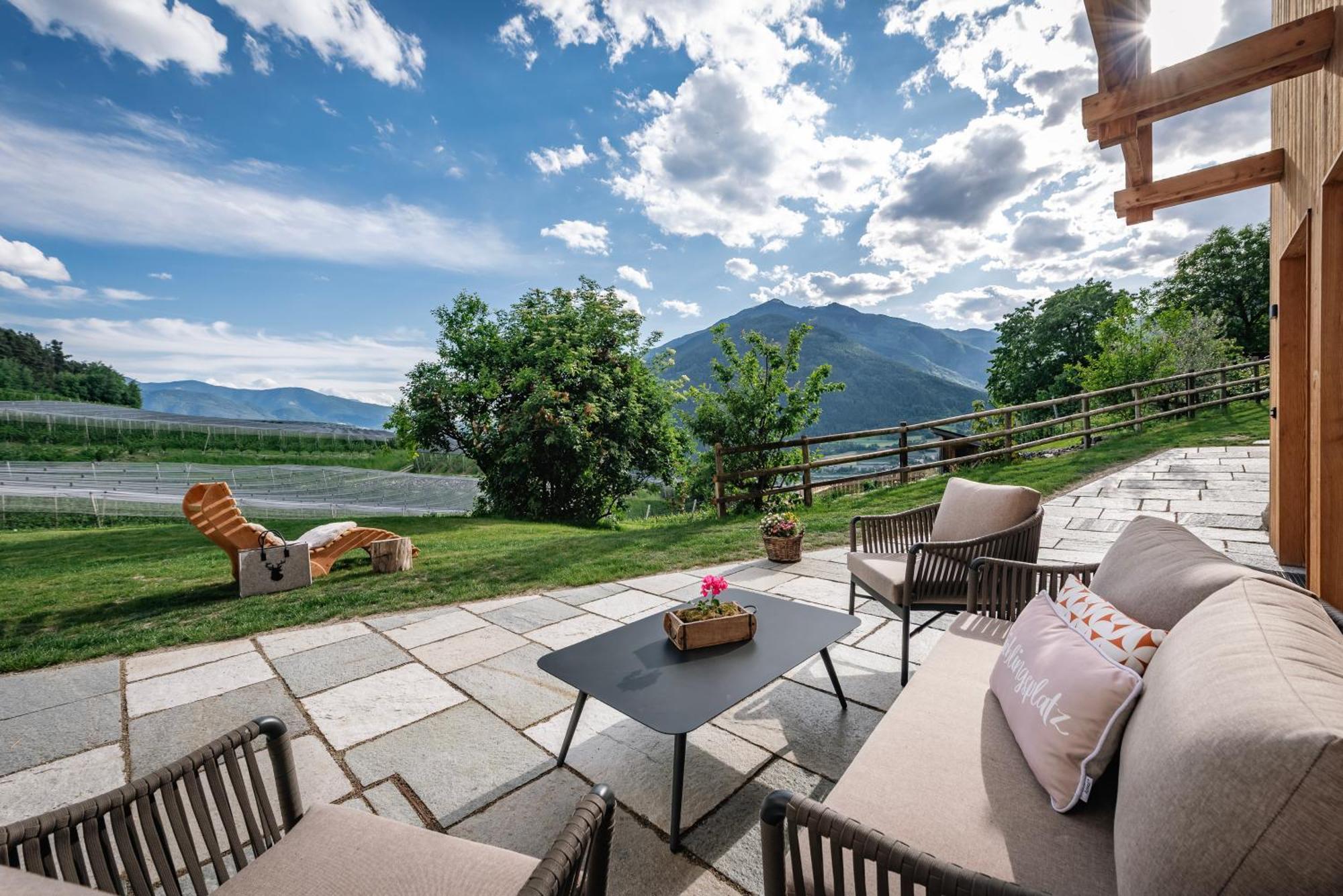 Trinnerhof- Hof Chalets Und Obsthof Mit Zimmer Natz-Schabs Exterior photo